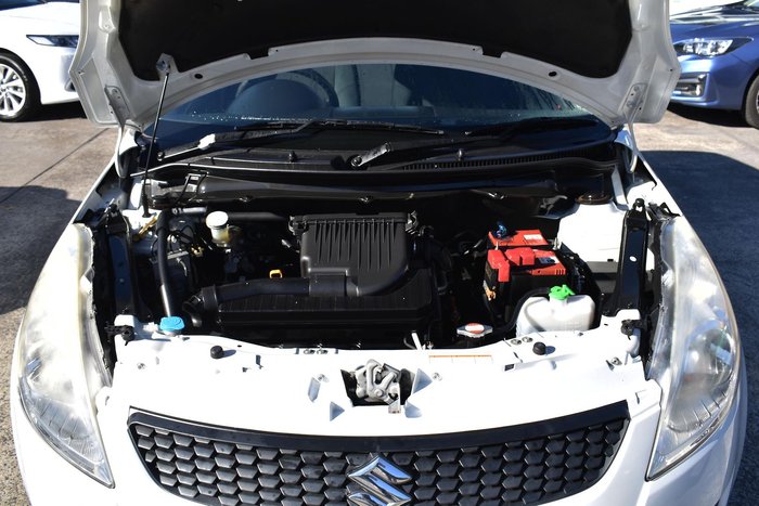 2013 Suzuki Swift GA FZ Snow White Pearl