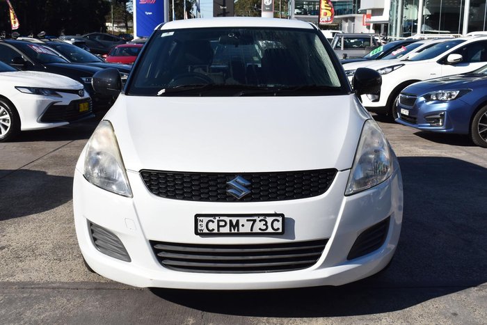 2013 Suzuki Swift GA FZ Snow White Pearl