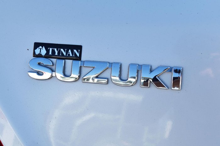 2013 Suzuki Swift GA FZ Snow White Pearl
