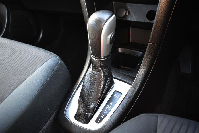 2013 Suzuki Swift GA FZ Snow White Pearl