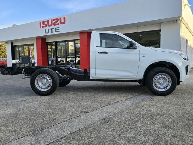 2025 Isuzu D-MAX