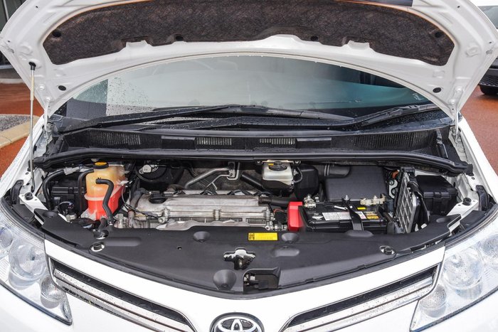 2014 Toyota Tarago GLi ACR50R MY13 White