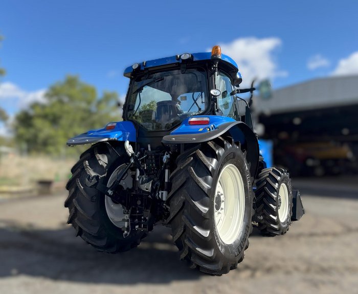 0 New Holland T6050 Pluscab Tractor W Fel