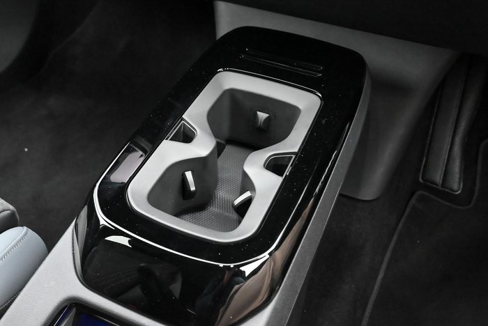 2025 Volkswagen ID.4 Pro
