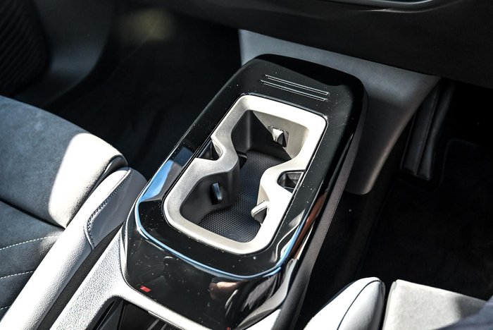 2025 Volkswagen ID.4 Pro