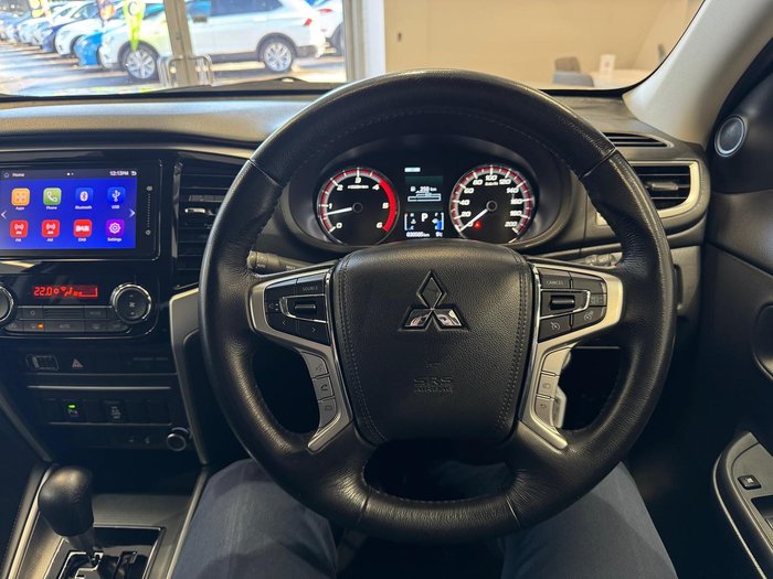 2022 Mitsubishi Triton GLX-R
