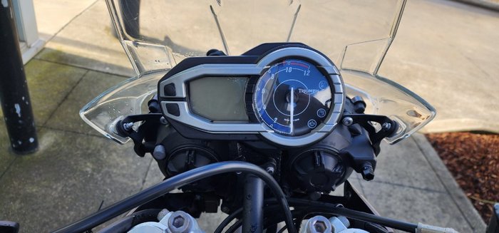 2011 Triumph TIGER 800 XC BLACK