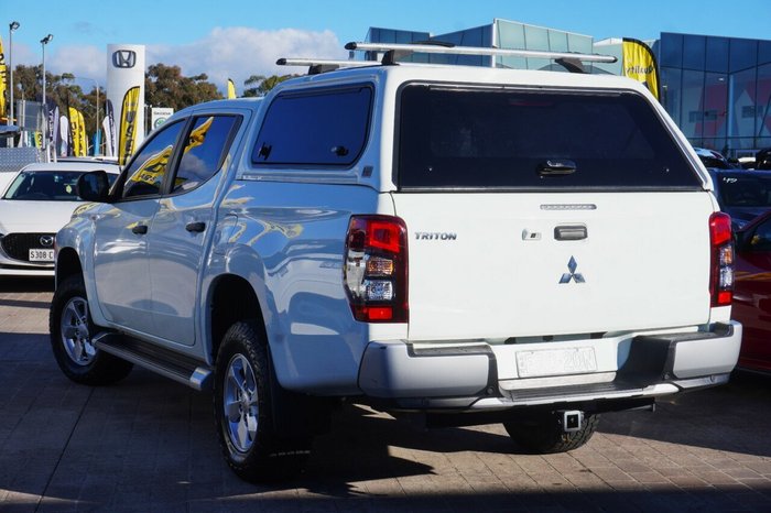 2021 Mitsubishi Triton GLX+