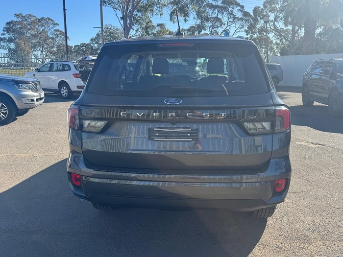 2023 Ford Everest Ambiente