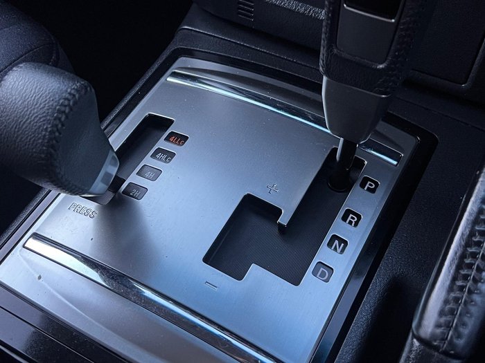 2021 Mitsubishi Pajero GLX Final Edition