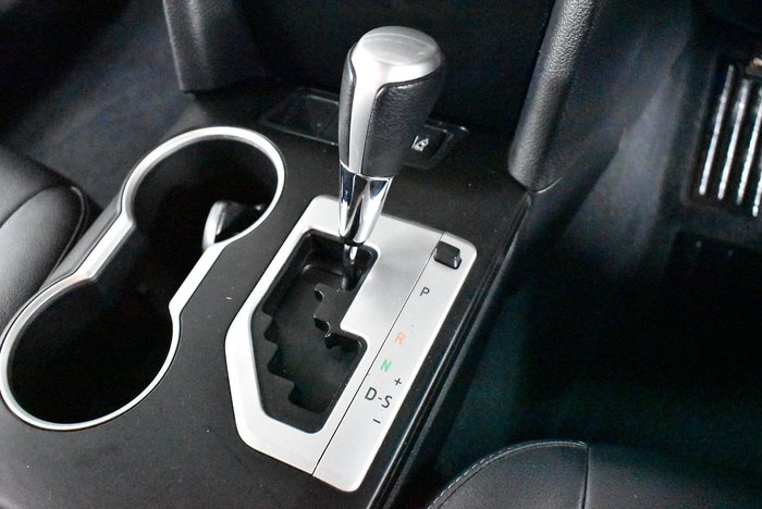 2016 Toyota Camry Atara SL