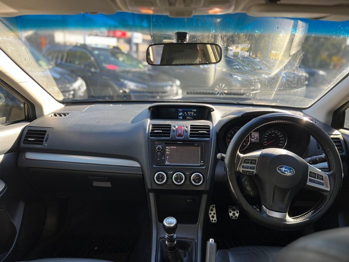 2014 Subaru XV 2.0i-S