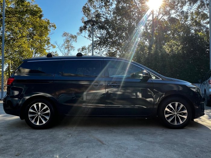 2016 Kia Carnival SLi