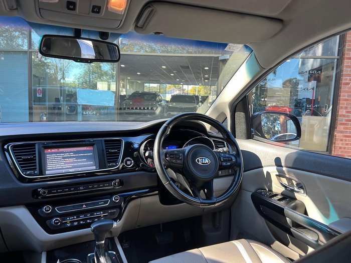 2016 Kia Carnival SLi