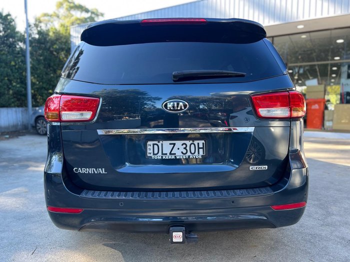 2016 Kia Carnival SLi
