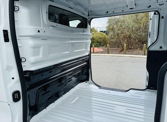 2025 Renault Trafic Premium