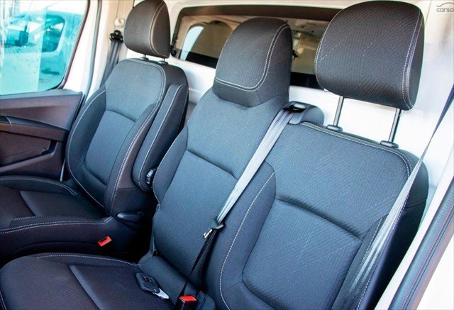 2025 Renault Trafic Premium