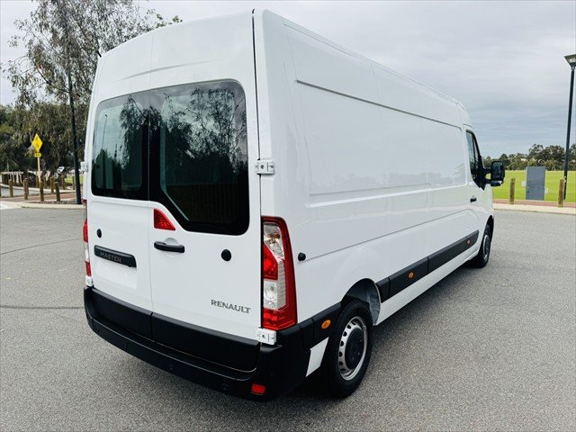 2025 Renault Master Pro 110kW
