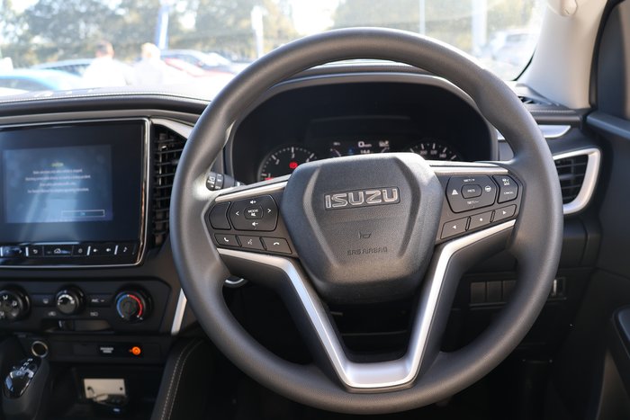 2023 Isuzu MU-X LS-M