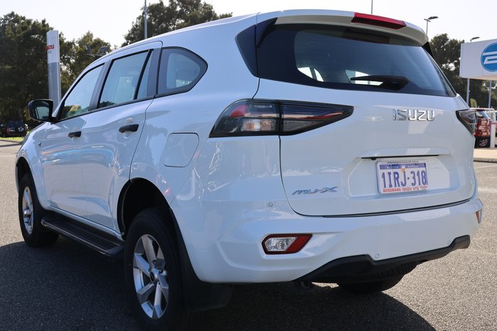 2023 Isuzu MU-X LS-M
