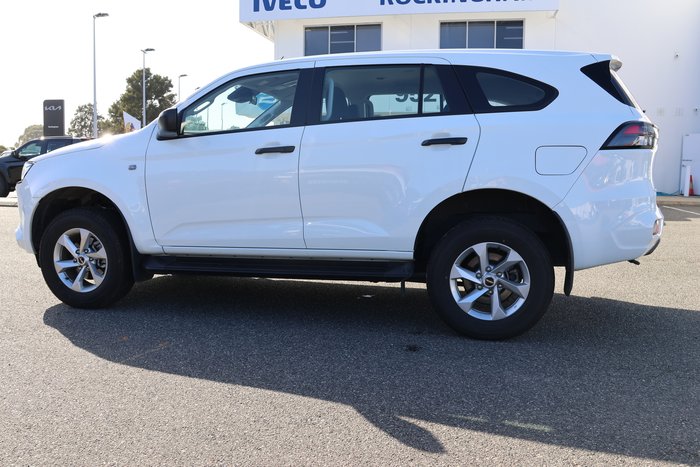 2023 Isuzu MU-X LS-M