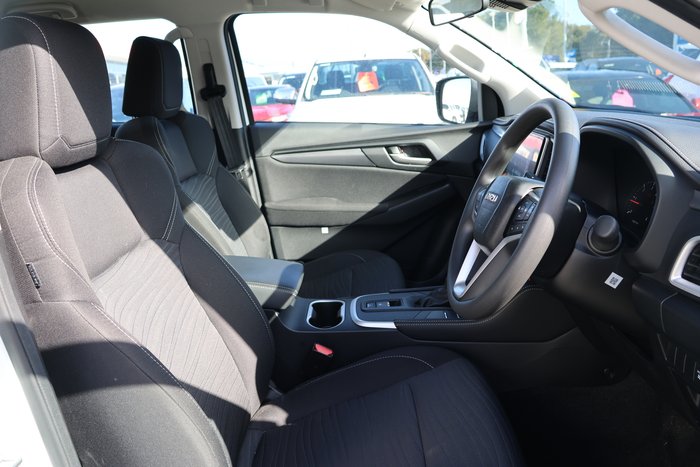 2023 Isuzu MU-X LS-M