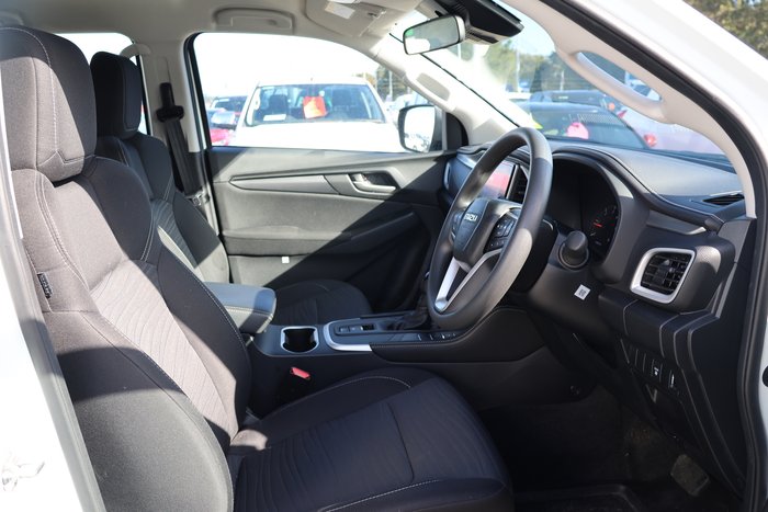 2023 Isuzu MU-X LS-M