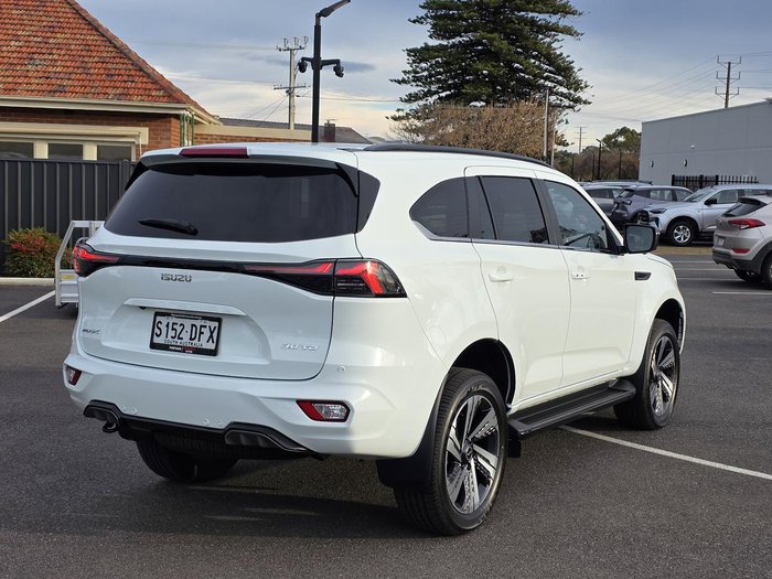 2025 Isuzu MU-X LS-T