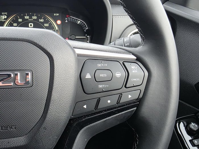 2025 Isuzu MU-X LS-T