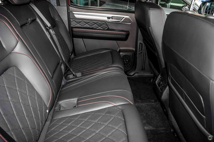 2025 JAC T9 Haven 4X4 On Demand Red Belly
