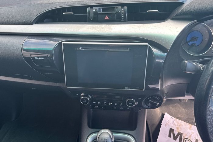 2018 Toyota Hilux SR5