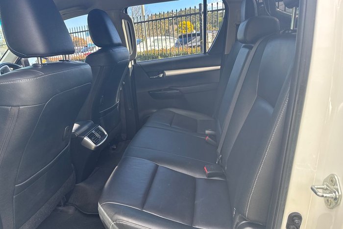 2018 Toyota Hilux SR5