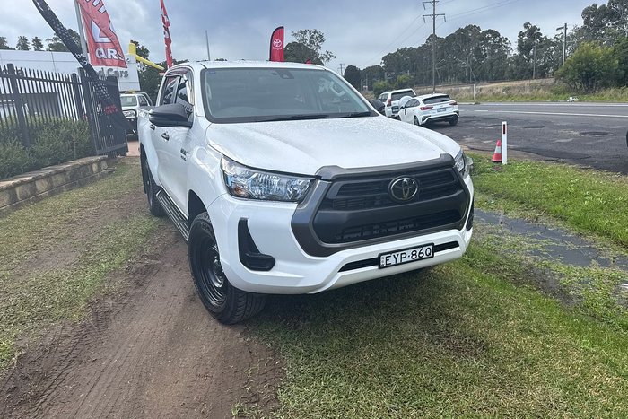 2022 Toyota Hilux SR Hi-Rider