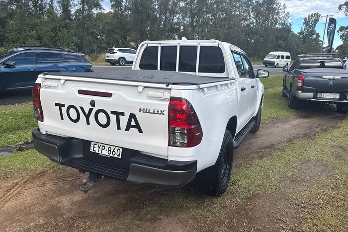 2022 Toyota Hilux SR Hi-Rider