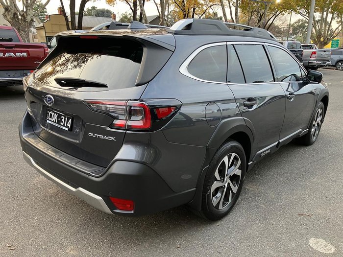 2022 Subaru Outback AWD Touring