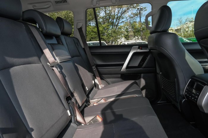 2018 Toyota Landcruiser Prado VX GDJ150R 4X4 Dual Range Silver Pearl
