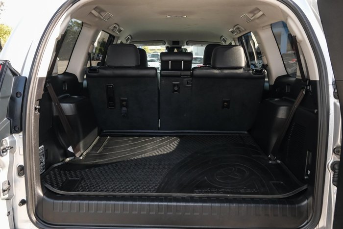 2018 Toyota Landcruiser Prado VX GDJ150R 4X4 Dual Range Silver Pearl
