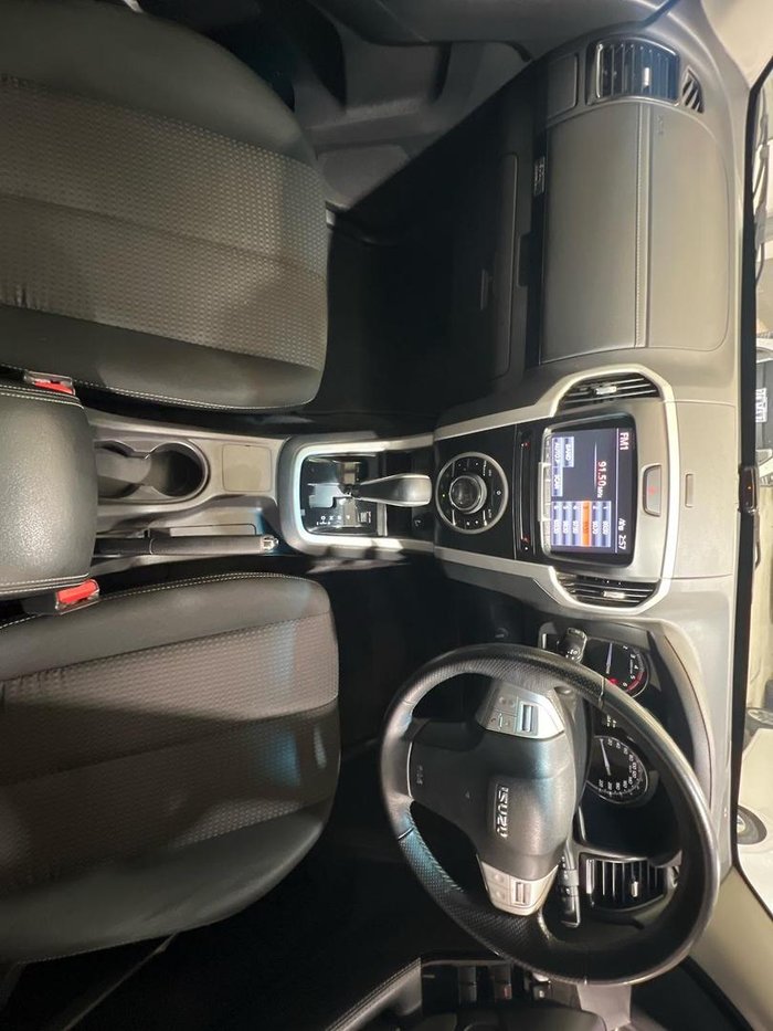2017 Isuzu MU-X LS-U