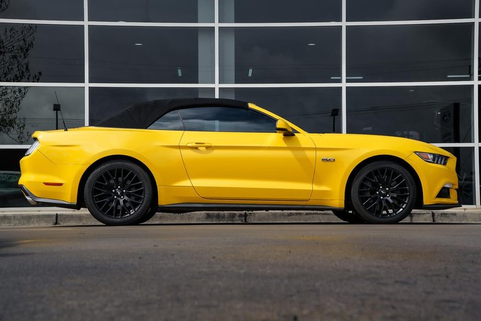 2017 Ford Mustang GT FM MY17 Triple Yellow