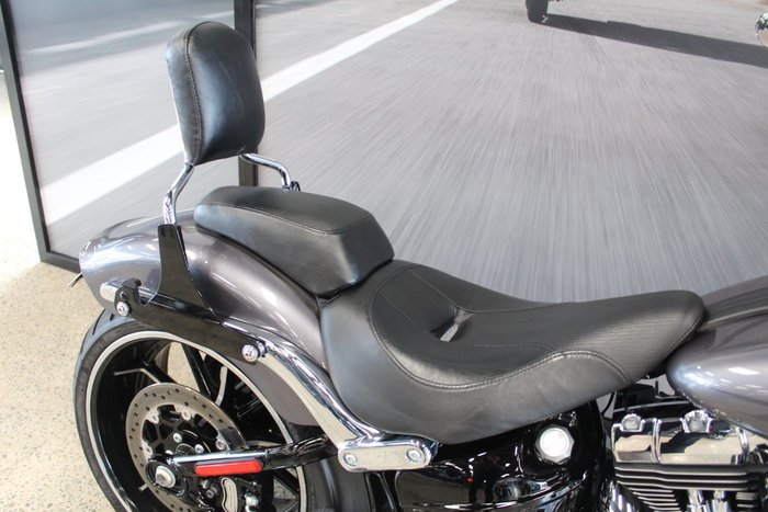 2015 Harley-davidson FXSB SOFTAIL BREAKOUT GREY