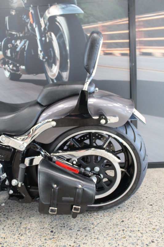 2015 Harley-davidson FXSB SOFTAIL BREAKOUT GREY
