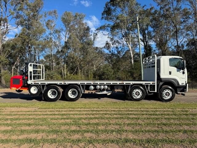 2025 Isuzu Fyj 300-350 Auto, 8X4, Fitted With Moffett M4