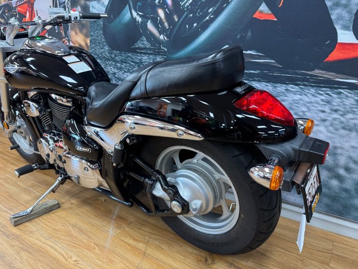 2009 Suzuki VZ800 (BOULEVARD M50) Black