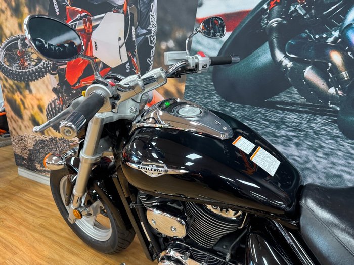 2009 Suzuki VZ800 (BOULEVARD M50) Black