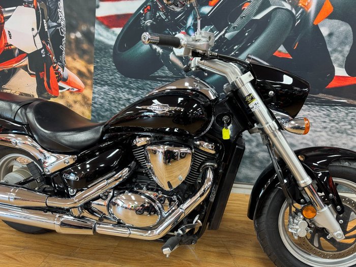 2009 Suzuki VZ800 (BOULEVARD M50) Black