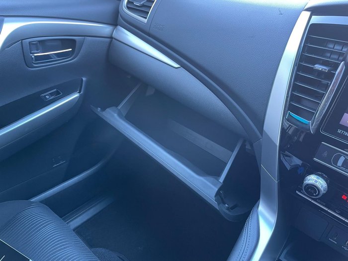 2021 Mitsubishi Pajero Sport GLX