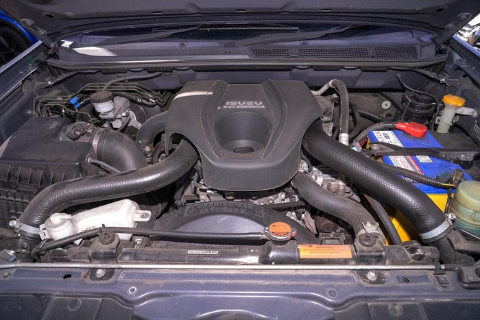 2016 Isuzu MU-X LS-T MY15.5 4X4 Dual Range Obsidian Grey