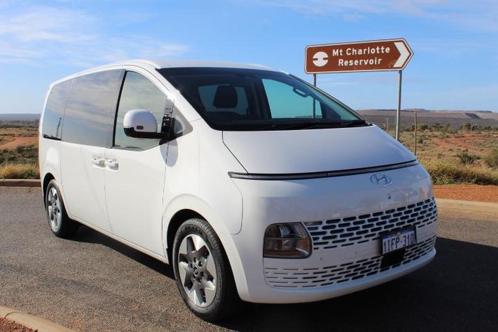 2023 Hyundai STARIA
