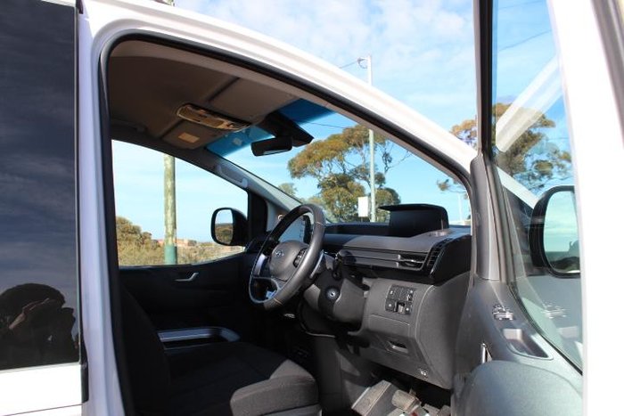 2023 Hyundai STARIA