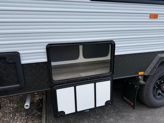 2025 Hike Caravans Infinity Quad Bunk
